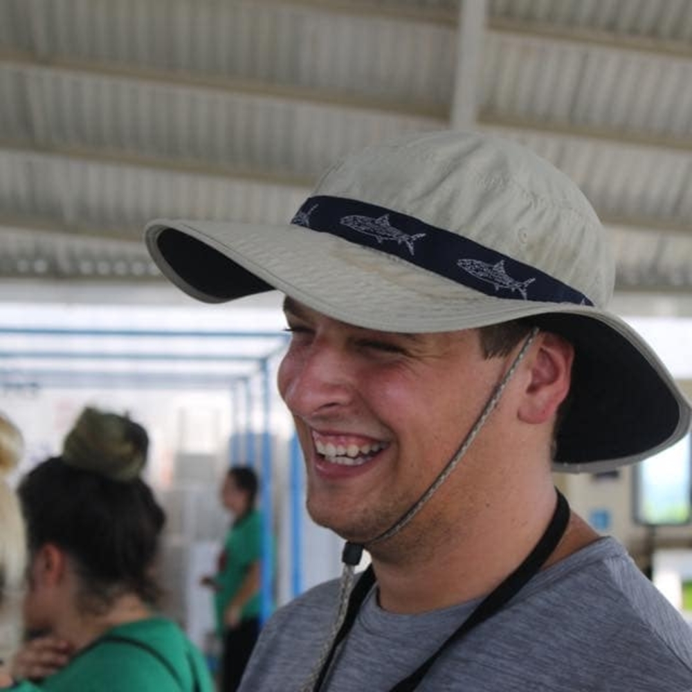 Meet your Posher, Tyler